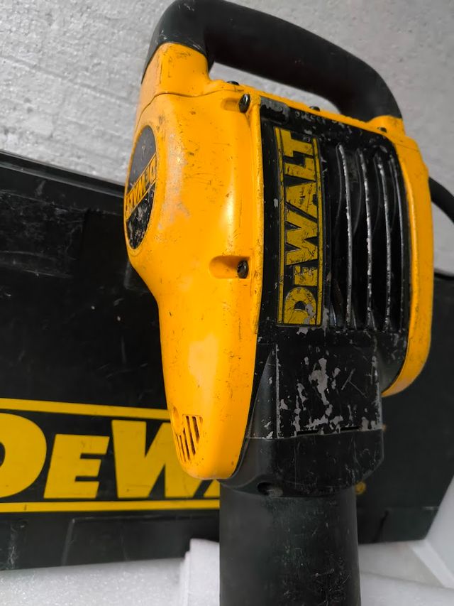 Martillo Demoledor DeWalt D25899 QS picador