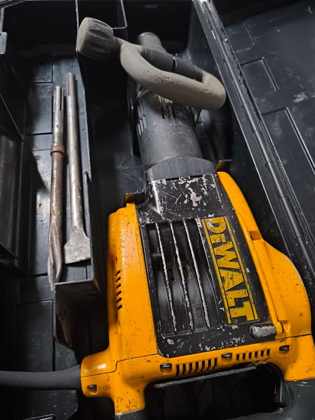 Martillo Demoledor DeWalt D25899 QS picador