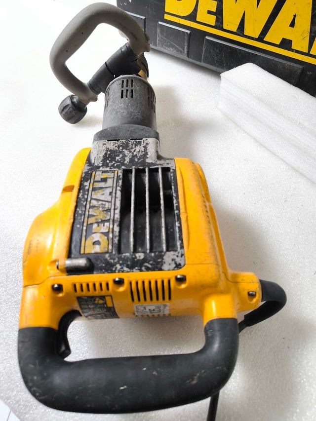 Martillo Demoledor DeWalt D25899 QS picador