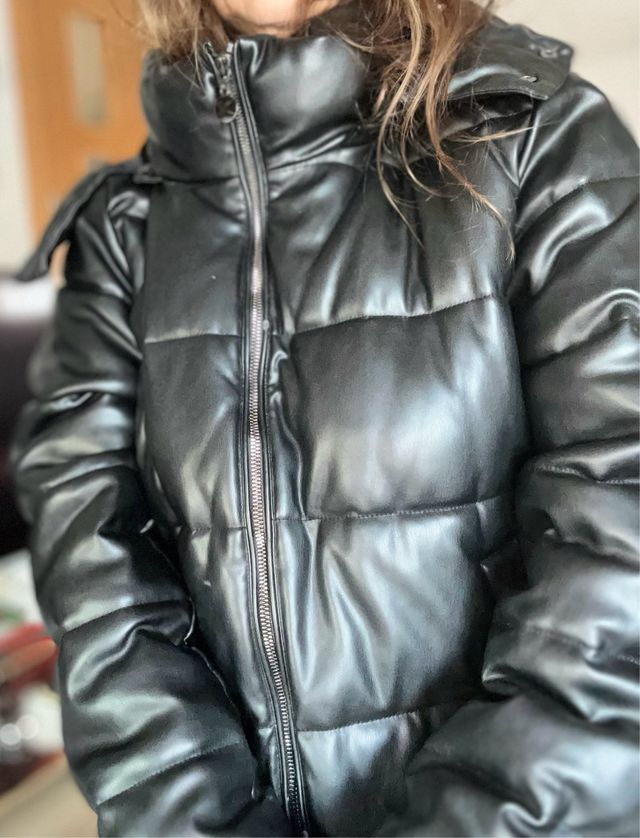 Oferta ! Campera negra acolchada y abrigada, t 48