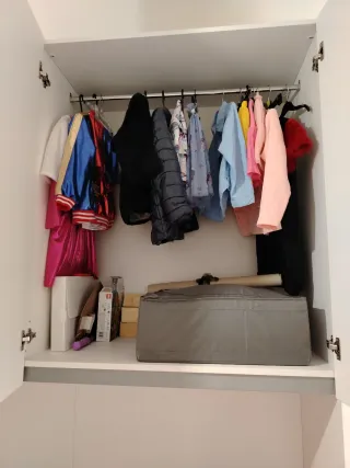 Cameretta a ponte bianca e lilla – 3 letti