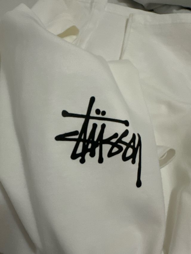 Camiseta Stussy Blanca Estampado Exclusivo