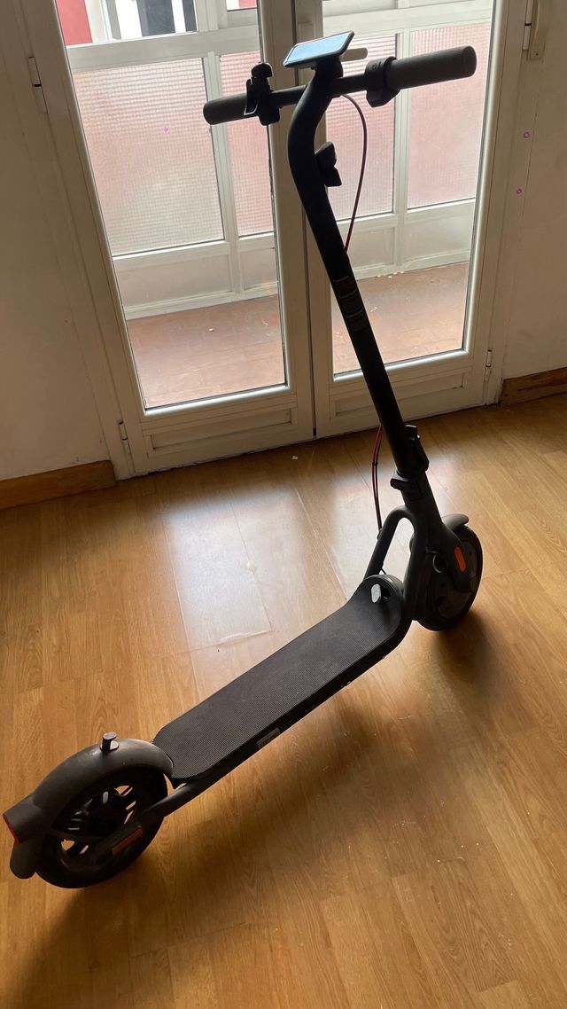 Patinete eléctrico Navee