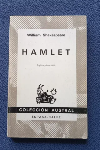 -> Libro Hamlet