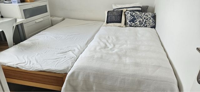 Cama nido de madera.