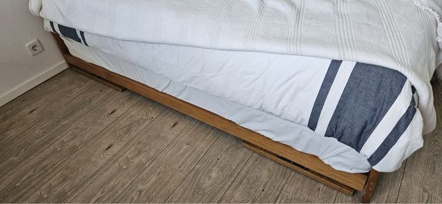 Cama nido de madera.