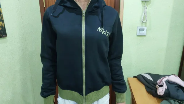 Sudadera con cremallera NIKITA