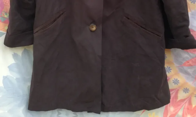 ABRIGO MARRÓN CON INTERIOR Y CUELLO DE PELO