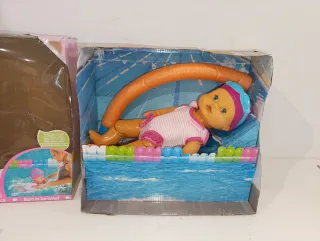 Muñeca Nenuco Nadadora