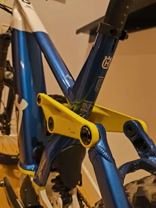 Ebike enduro Bicicleta Eléctrica Montaña Husqvarna