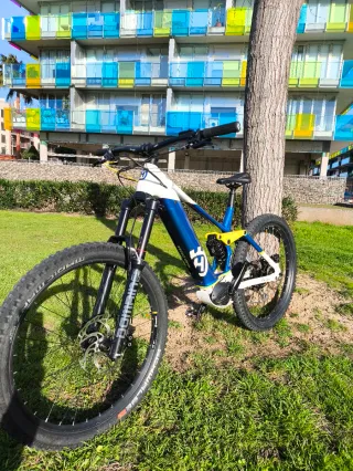 Ebike enduro Bicicleta Eléctrica Montaña Husqvarna