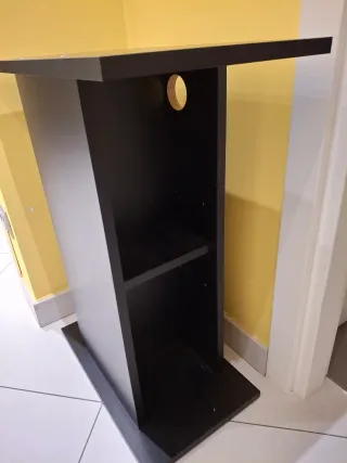 Piedistallo per acquario