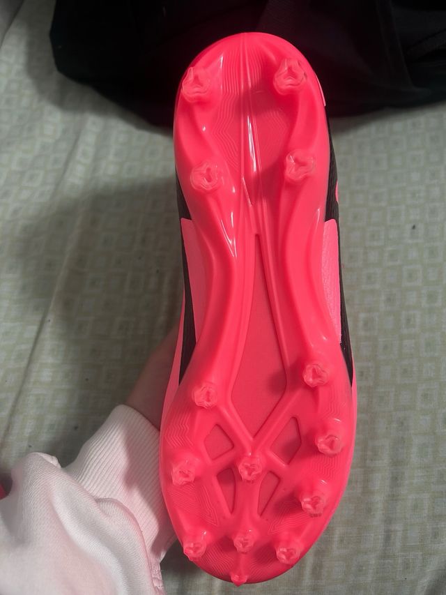 Botas de fútbol rosa talla 37
