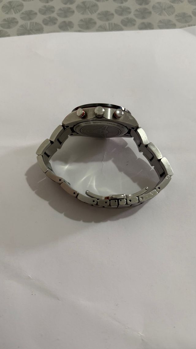 Reloj Tissot Cronógrafo Negro y Plateado