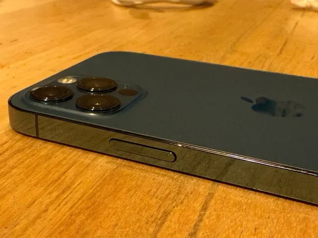 iPhone 12 Pro 128GB Blu Pacifico Libero