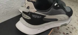 Zapatillas Puma Negras y Grises