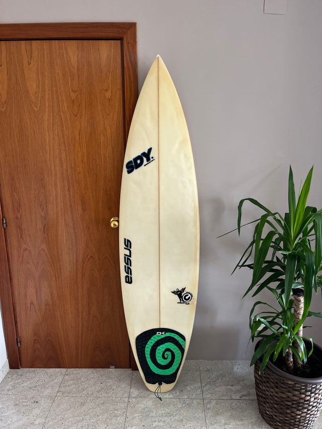 Tabla de surf 6'4 28L
