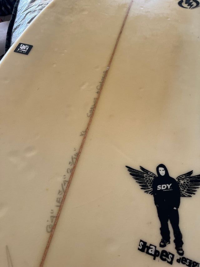 Tabla de surf 6'4 28L