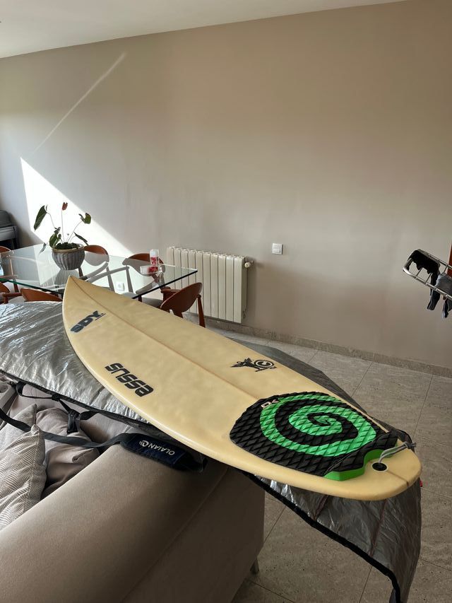 Tabla de surf 6'4 28L