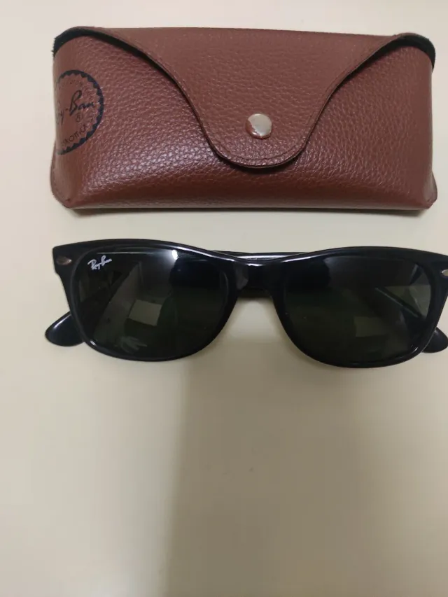 Gafas de sol Ray-Ban RB2132 Negras