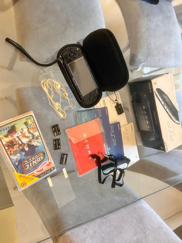 PSP Slim Lite 2004 PB Piano Black Como nueva