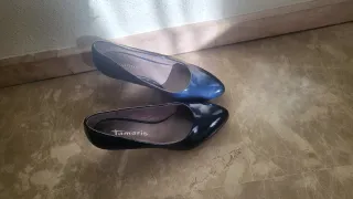 Zapatos azul marino de charol