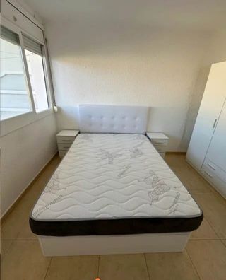 Colchón y canapé abatible