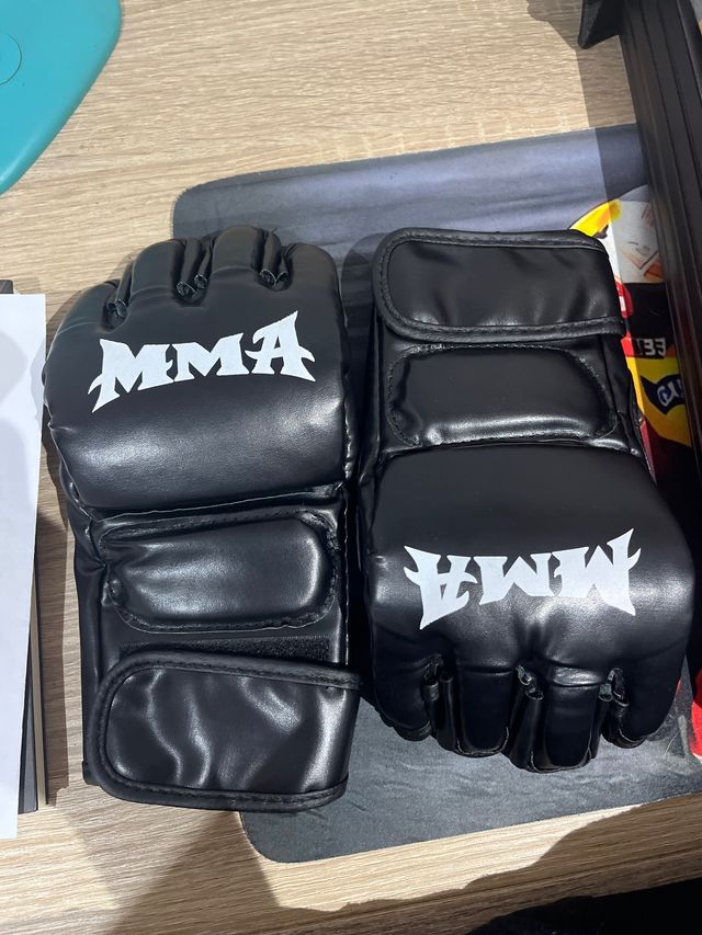 Guantes MMA Negros