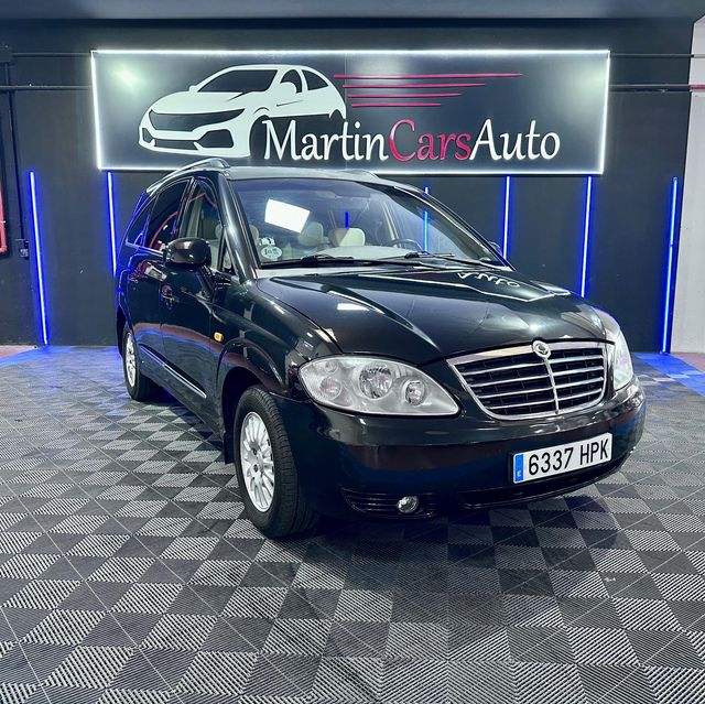 SSANGYONG RODIUS I 2.7 Xdi 165 ch