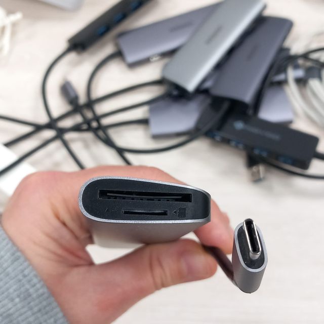 UGREEN Hub USB-C Adaptador Gris