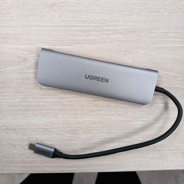 UGREEN Hub USB-C Adaptador Gris