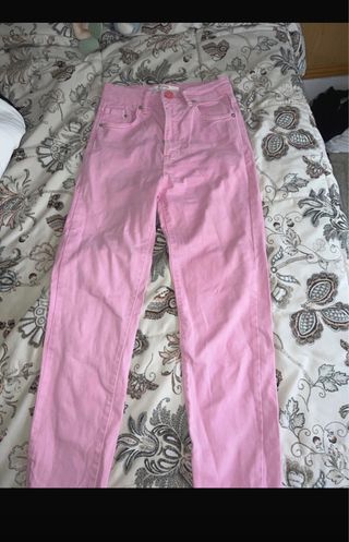 Pantalones vaqueros rosas