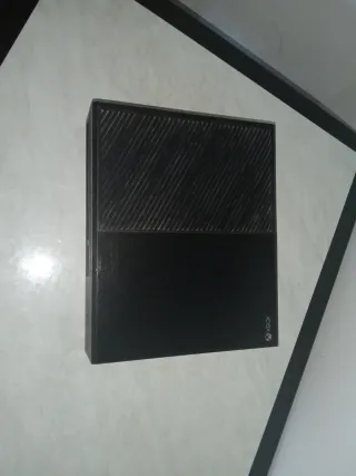Consola Xbox One Negra