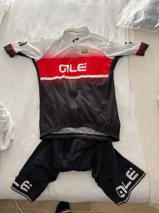 Equipación Ciclismo Ale Talla M