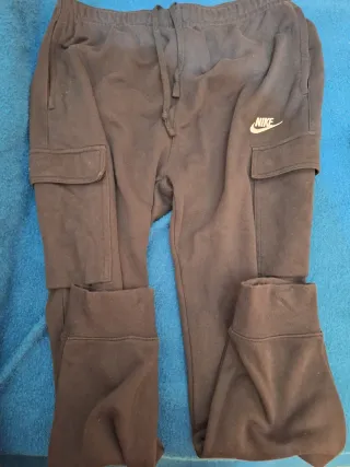 Pantalón chándal Nike Cargo Negro