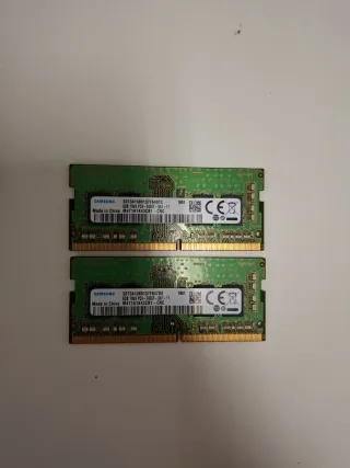 2x Samsung 8GB DDR4 RAM 2400MHz SODIMM
