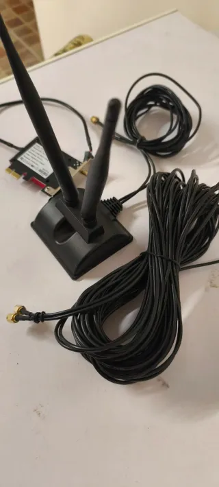 Antena WiFi Doble con Base y Tarjeta PCI