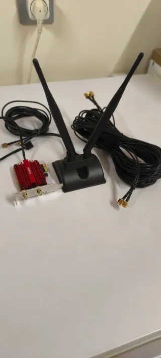 Antena WiFi Doble con Base y Tarjeta PCI