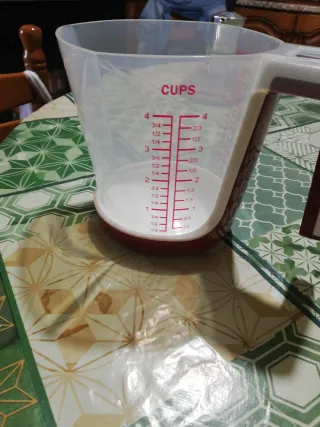 Caraffa graduata trasparente 1000 ml