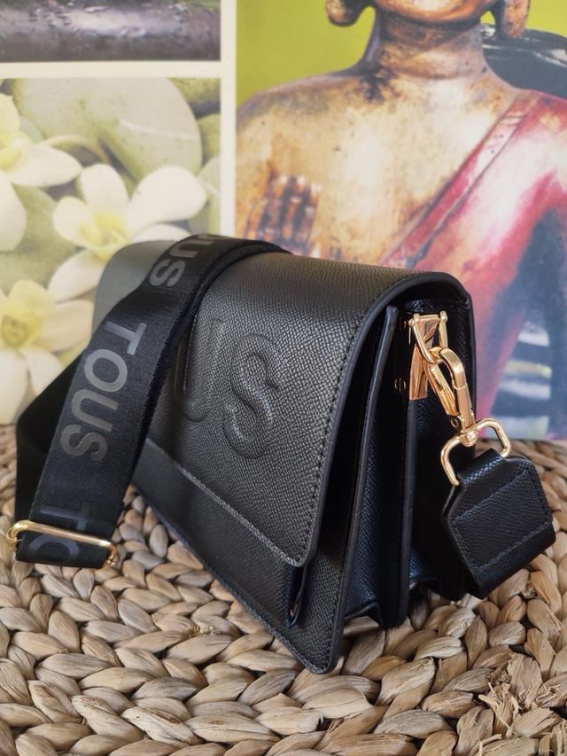 Bolso Negro