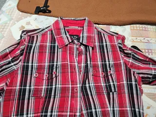 Camisa de mujer a cuadros