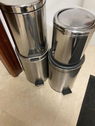 Papeleras de acero inoxidable