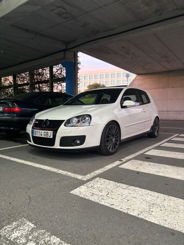 Volkswagen Golf 2008