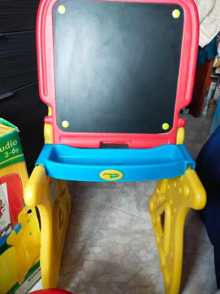 Caballete y Pupitre Crayola Play 'N Fold