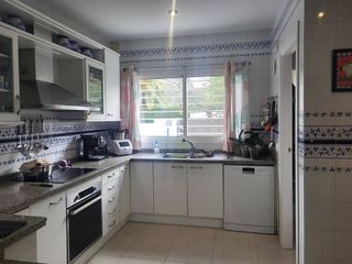 Chalet en venta en Espartinas