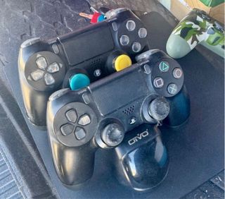 PS4 Slim 500GB + Juegos