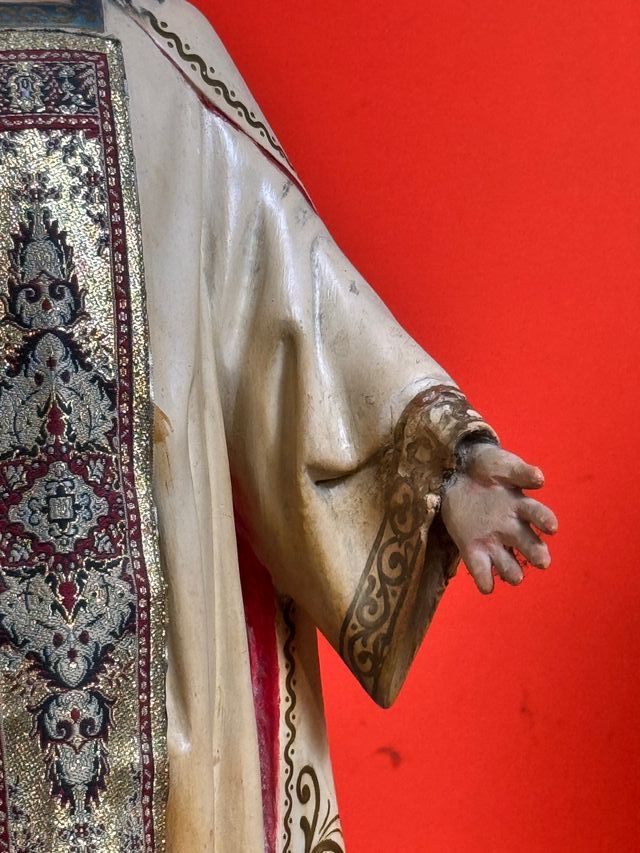 Antica scultura di Cristo Risorto Olot