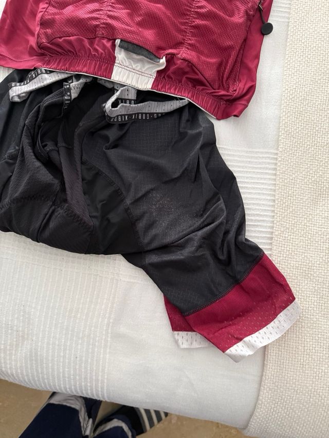 Equipación Ciclismo Gobik Talla M