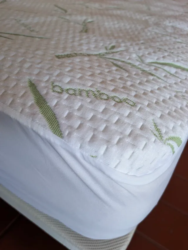 Base Cama 135x182 +Colchón Visco +6 Patas +funda