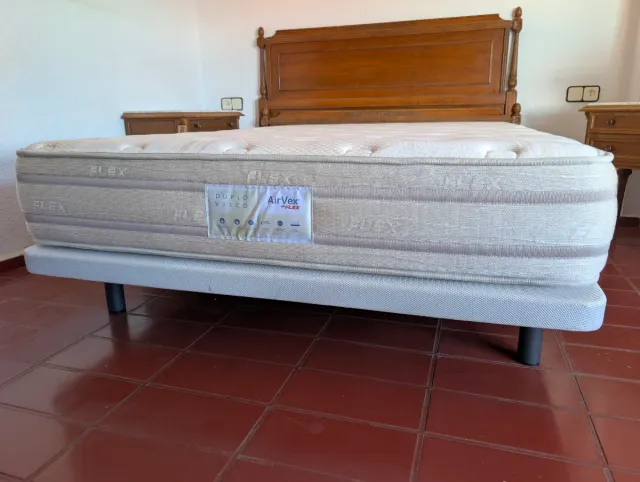 Base Cama 135x182 +Colchón Visco +6 Patas +funda